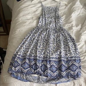 Hollister tie-back dress